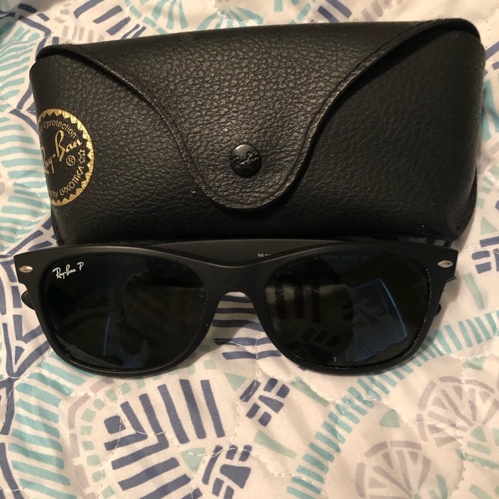 Women’s Ray-Ban Polarized Wayfarer Sunglasses